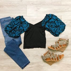 🆕 *SALE* Free People Off Shoulder Puffy Sleeves